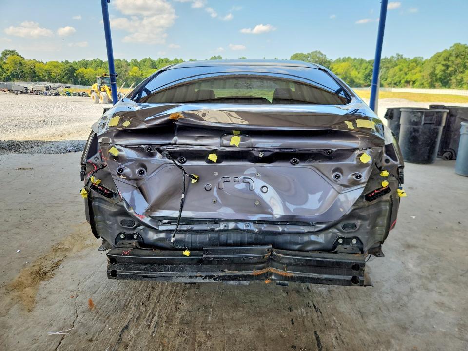 Photo 6 from auction – 2018 HONDA CIVIC with VIN 19XFC2F5XJE028123
