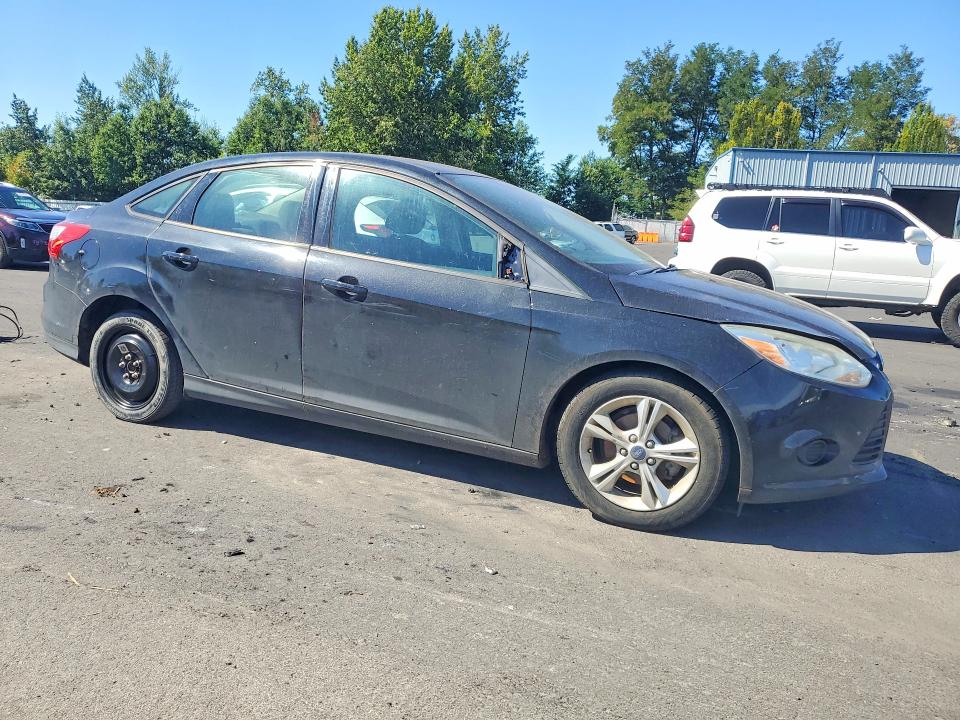Photo 4 from auction – 2013 FORD FOCUS with VIN 1FADP3F2XDL340693