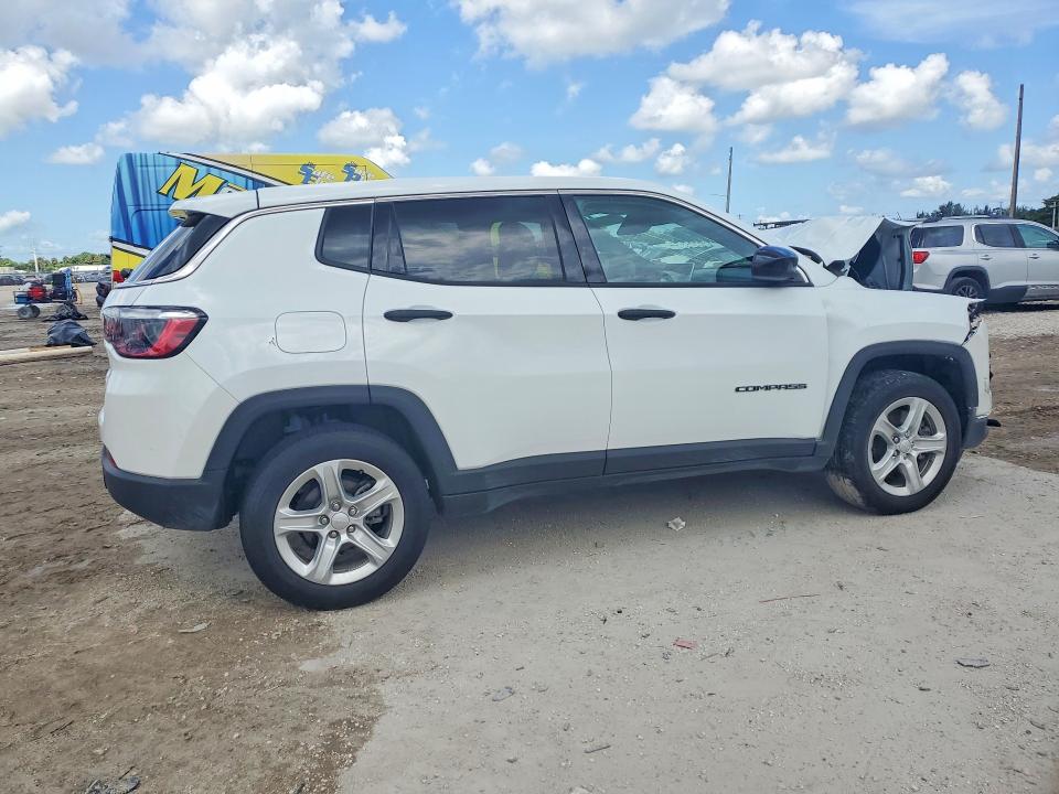 Photo 3 from auction – 2023 JEEP COMPASS with VIN 3C4NJDAN8PT507634