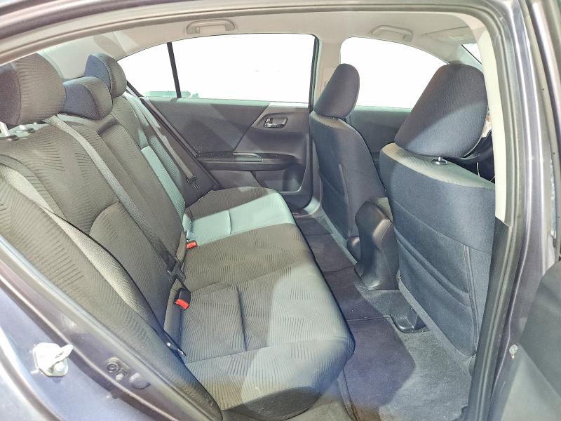 Photo 10 from auction – 2015 HONDA ACCORD with VIN 1HGCR2F37FA136839