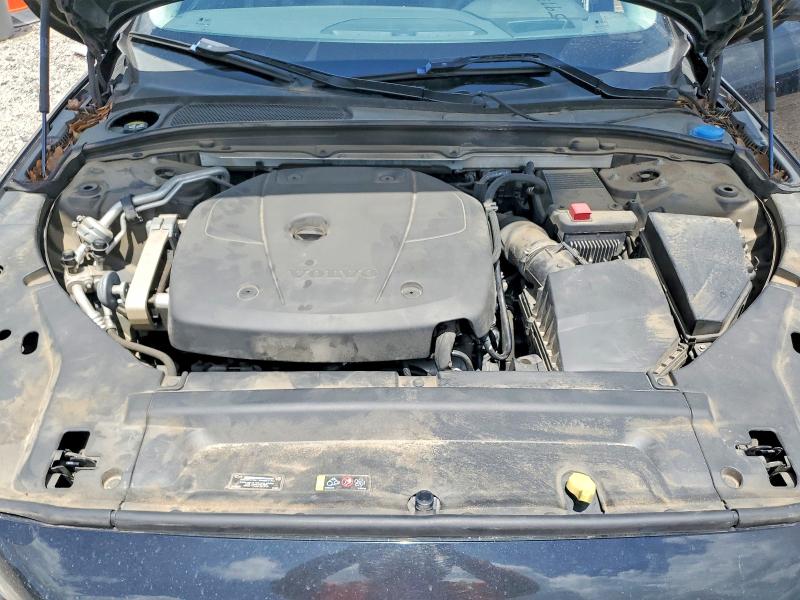 Photo 11 from auction – 2018 VOLVO S90 with VIN LVY982AK5JP007362
