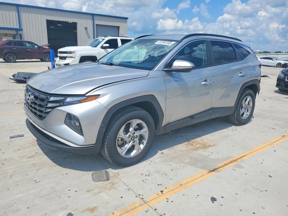 HYUNDAI TUCSON 2023 with VIN 5NMJBCAEXPH271233 - Photo from auction