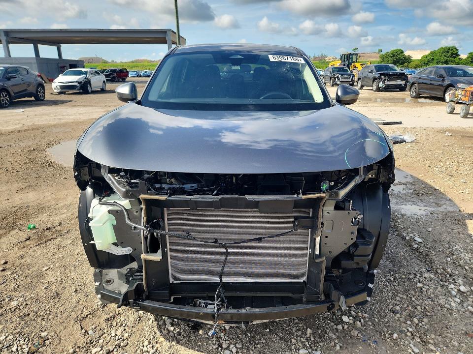 Photo 5 from auction – 2025 NISSAN KICKS with VIN 3N8AP6CA3SL343564
