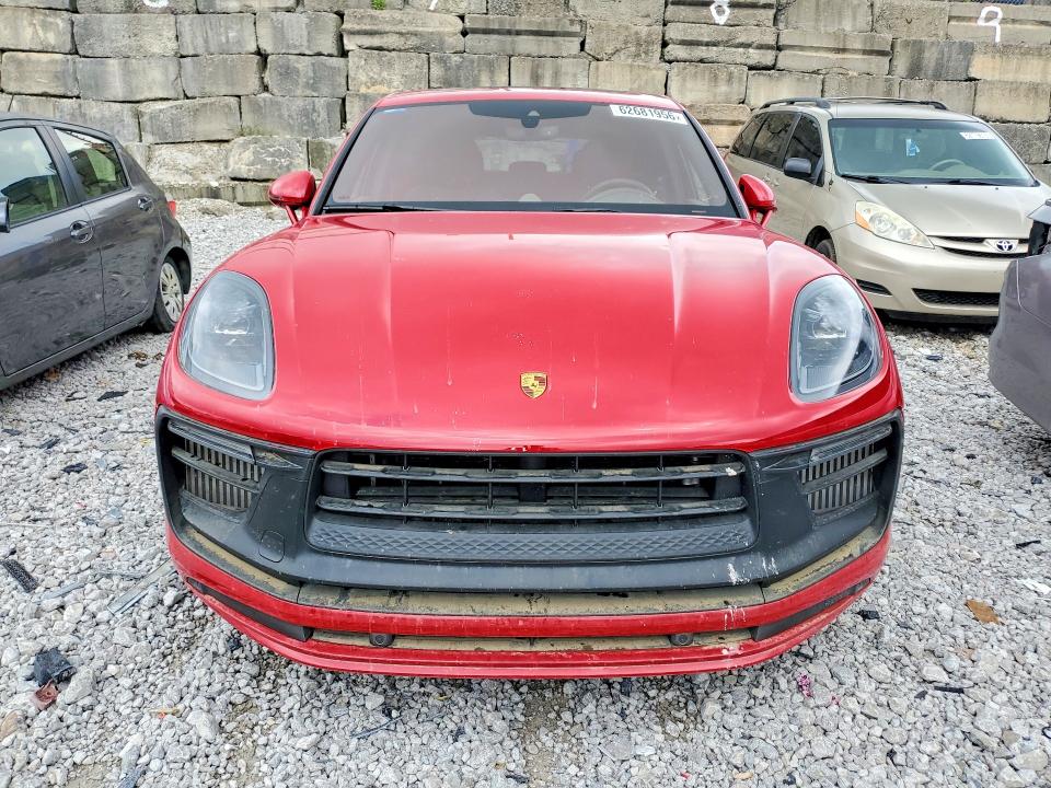 Photo 5 from auction – 2022 PORSCHE MACAN with VIN WP1AF2A51NLB30530