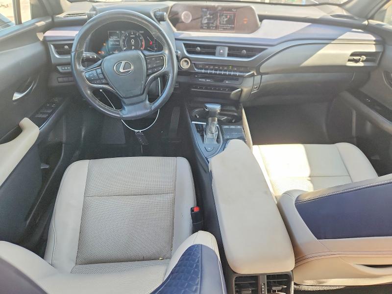Photo 8 from auction – 2019 LEXUS UX with VIN JTHY3JBH1K2014272