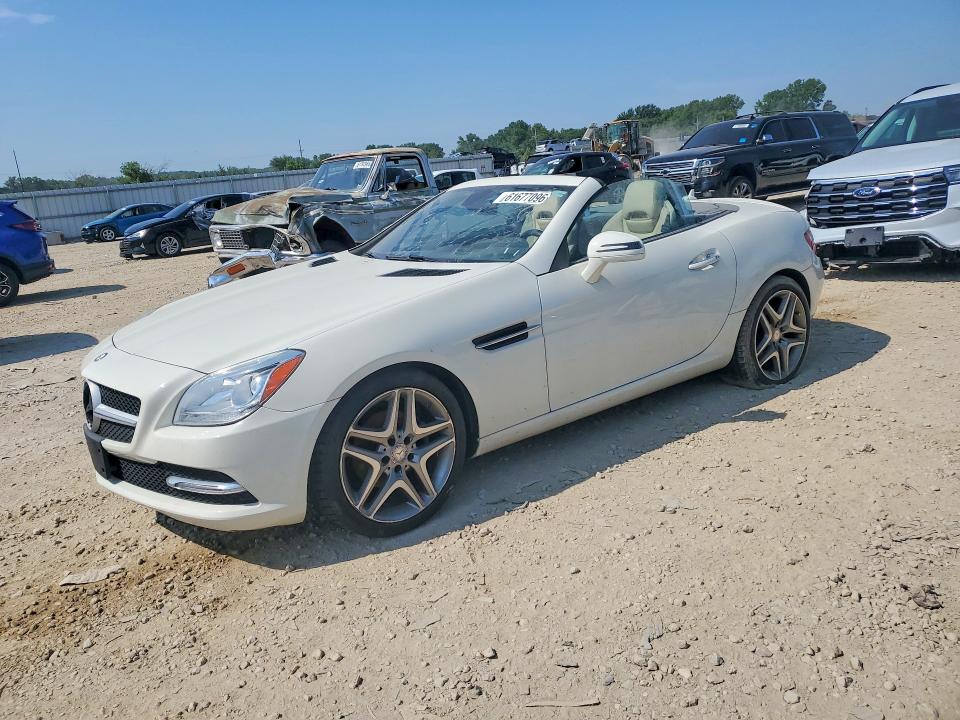 2013 MERCEDES-BENZ SLK
