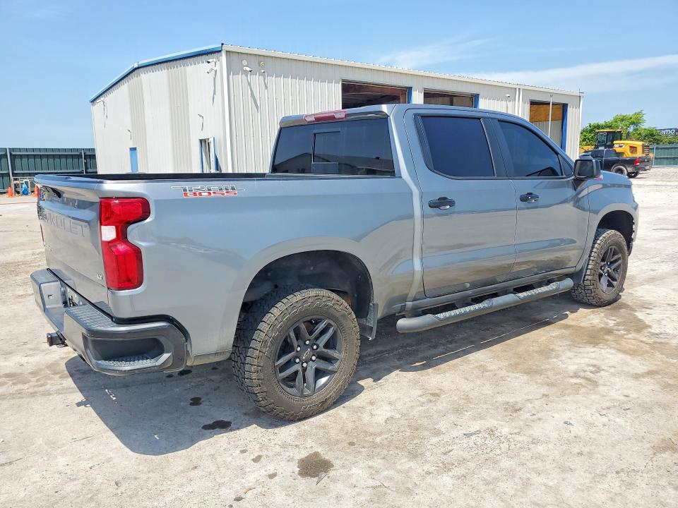 Photo 3 from auction – 2020 CHEVROLET SILVERADO with VIN 1GCPYFED4LZ348017