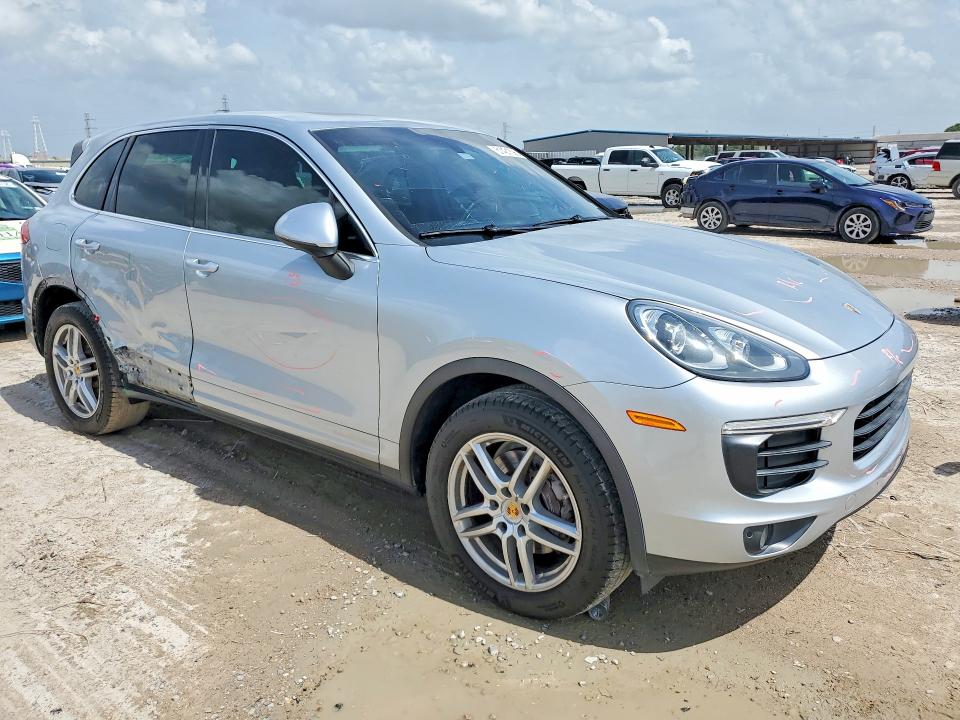Photo 4 from auction – 2016 PORSCHE CAYENNE with VIN WP1AA2A2XGKA11405