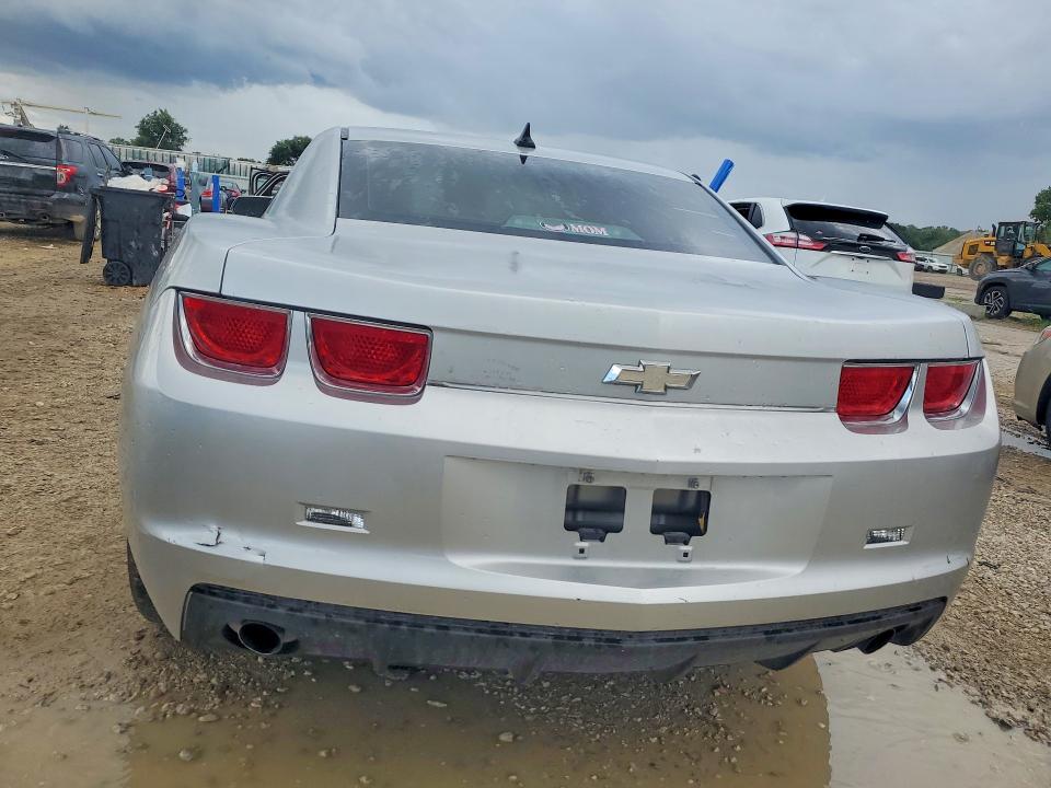 Photo 6 from auction – 2010 CHEVROLET CAMARO with VIN 2G1FB1EVXA9119110
