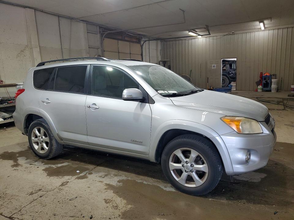 Photo 4 from auction – 2010 TOYOTA RAV4 with VIN JTMYF4DV4AD026156
