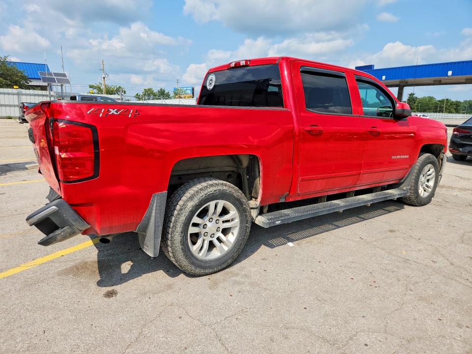 Photo 3 from auction – 2018 CHEVROLET SILVERADO with VIN 3GCUKREC8JG603827