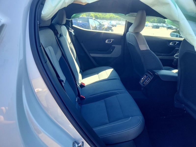 Photo 10 from auction – 2023 POLESTAR 2 with VIN YSMEG3KA9PL147407