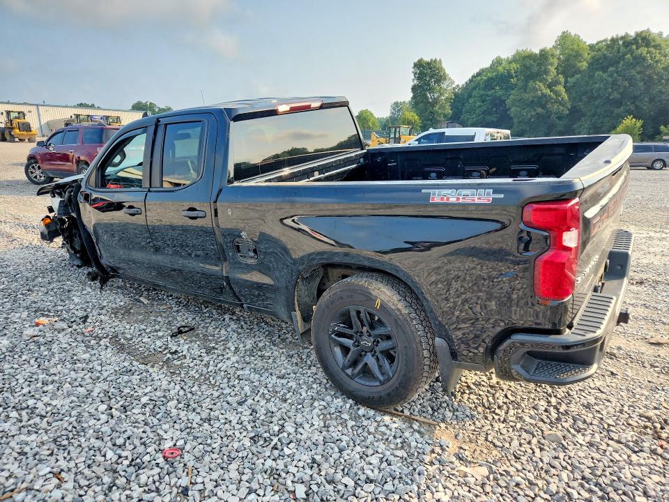 Photo 2 from auction – 2019 CHEVROLET SILVERADO with VIN 1GCRYCEH5KZ257105