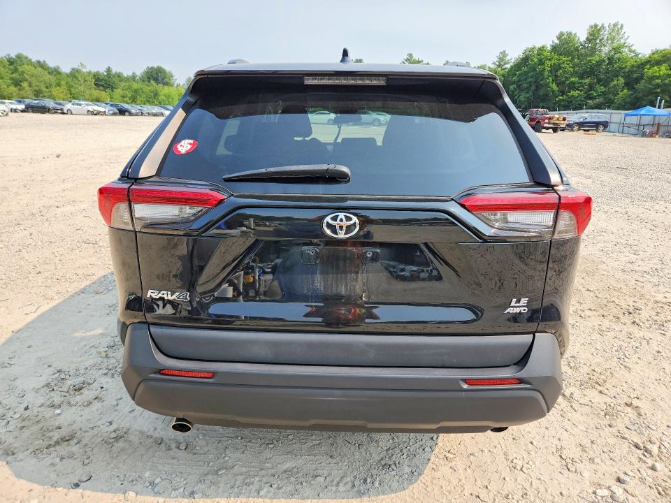 Photo 6 from auction – 2021 TOYOTA RAV4 with VIN 2T3F1RFV0MC175866