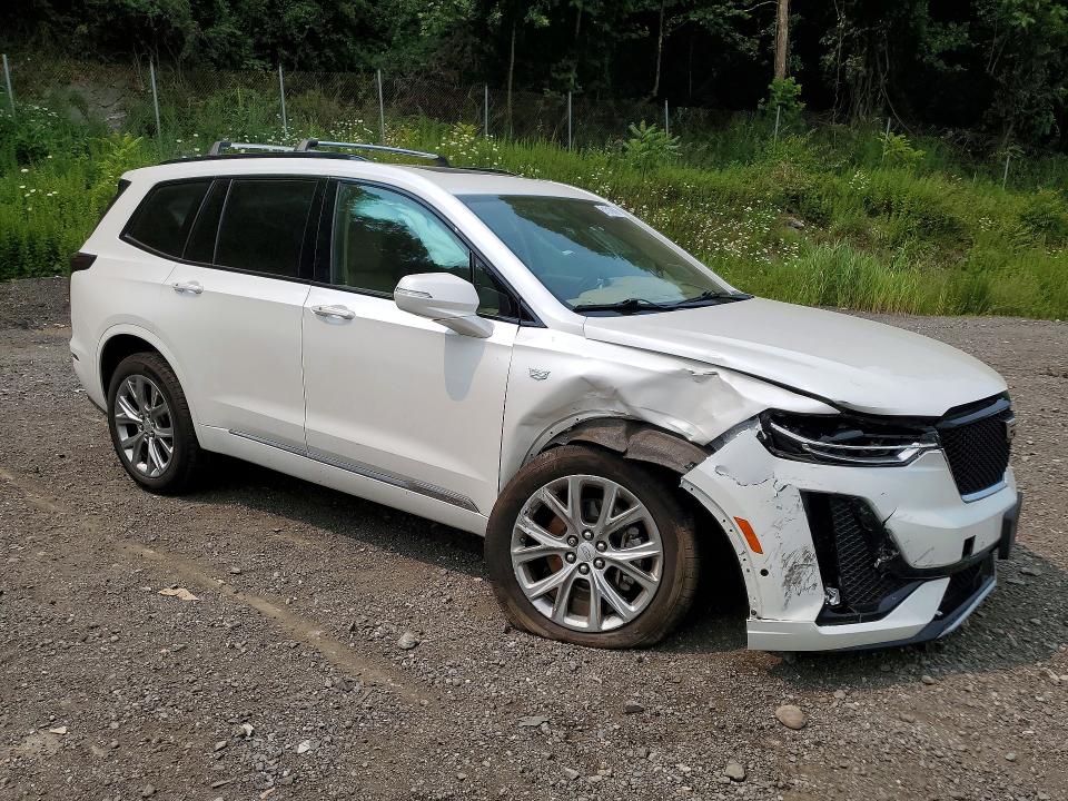 Photo 4 from auction – 2020 CADILLAC XT6 with VIN 1GYKPHRS0LZ104425
