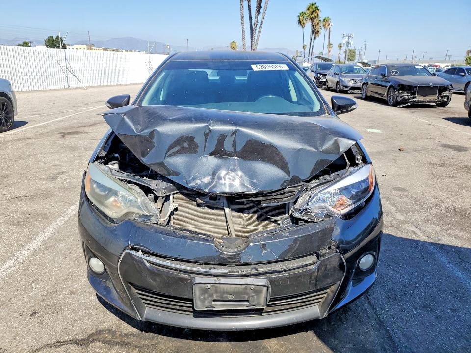 Photo 5 from auction – 2016 TOYOTA COROLLA with VIN 5YFBURHE5GP485995