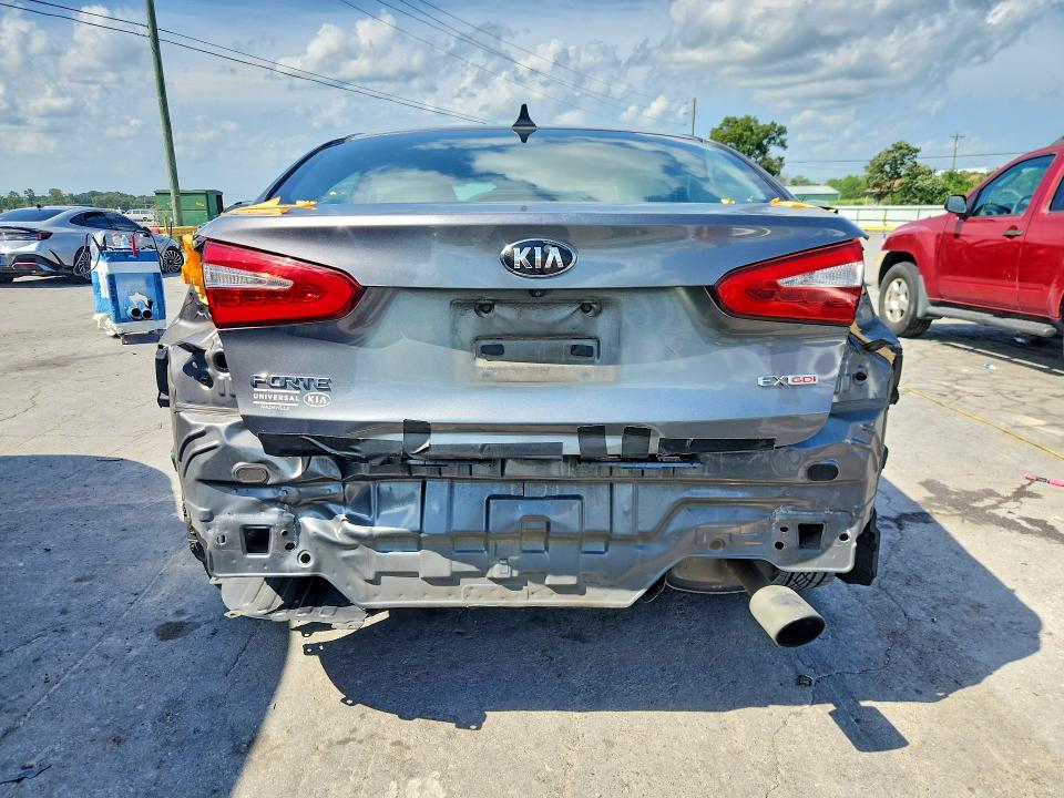 Photo 6 from auction – 2014 KIA FORTE with VIN KNAFZ4A80E5168319