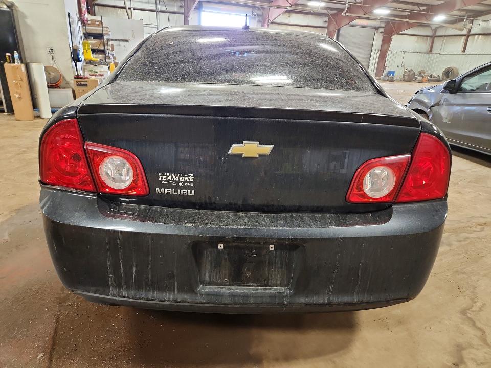 Photo 6 from auction – 2011 CHEVROLET MALIBU with VIN 1G1ZB5E1XBF298520