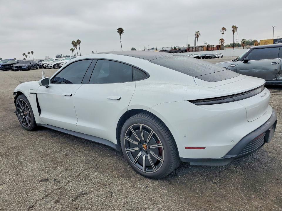 Photo 2 from auction – 2020 PORSCHE TAYCAN with VIN WP0AB2Y18LSA51961