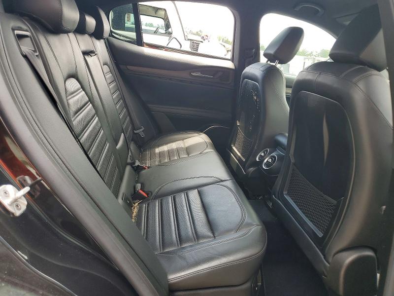 Photo 11 from auction – 2018 ALFA ROMEO STELVIO with VIN ZASFAKNN5J7B66957