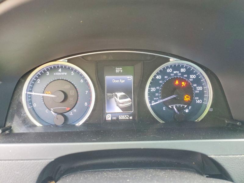 Photo 9 from auction – 2017 TOYOTA CAMRY with VIN 4T1BF1FK9HU684746