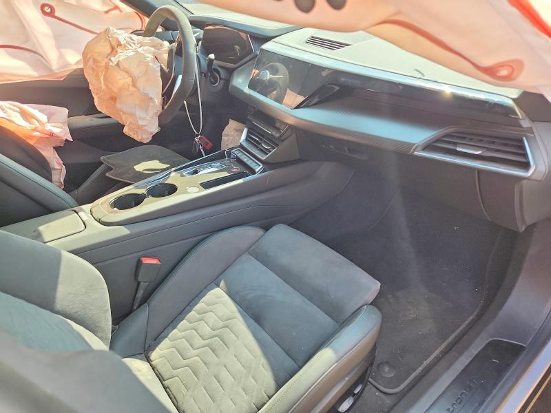 Photo 8 from auction – 2022 AUDI E-TRON GT with VIN WAUCJBFWXN7001539