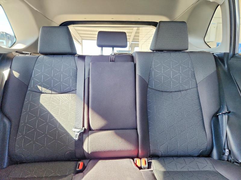 Photo 10 from auction – 2021 TOYOTA RAV4 with VIN 2T3W1RFVXMC159366