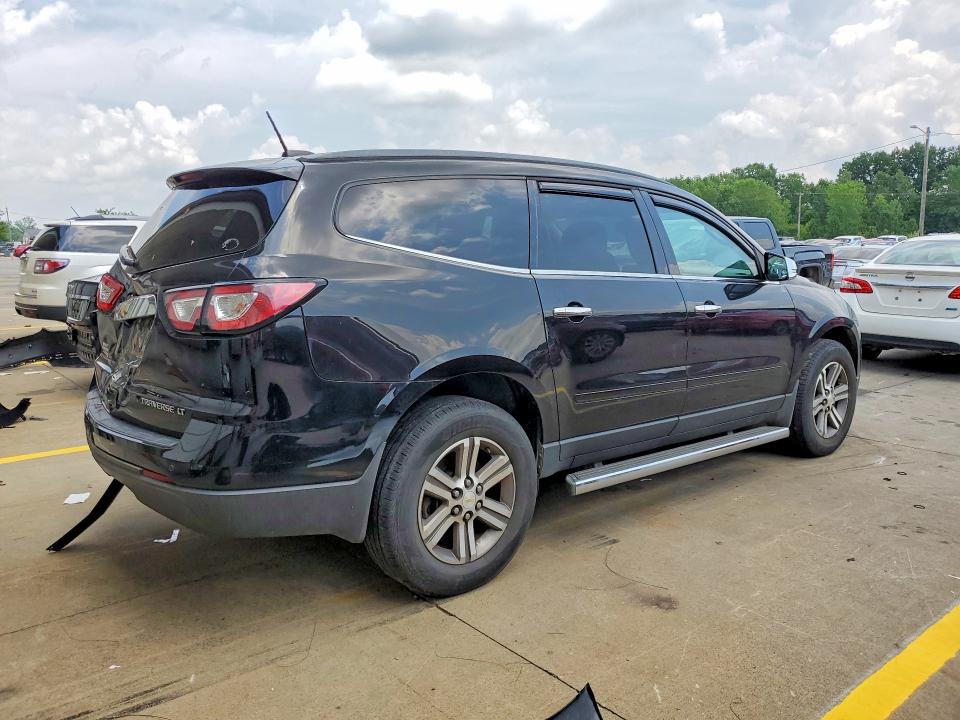 Photo 3 from auction – 2016 CHEVROLET TRAVERSE with VIN 1GNKRHKD2GJ273255
