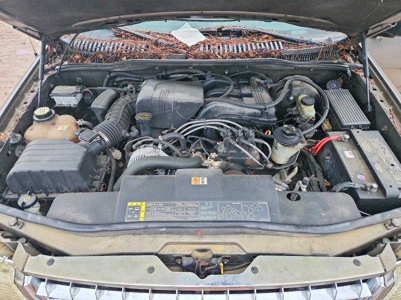 Photo 11 from auction – 2003 FORD EXPLORER with VIN 1FMDU73K83ZA05454