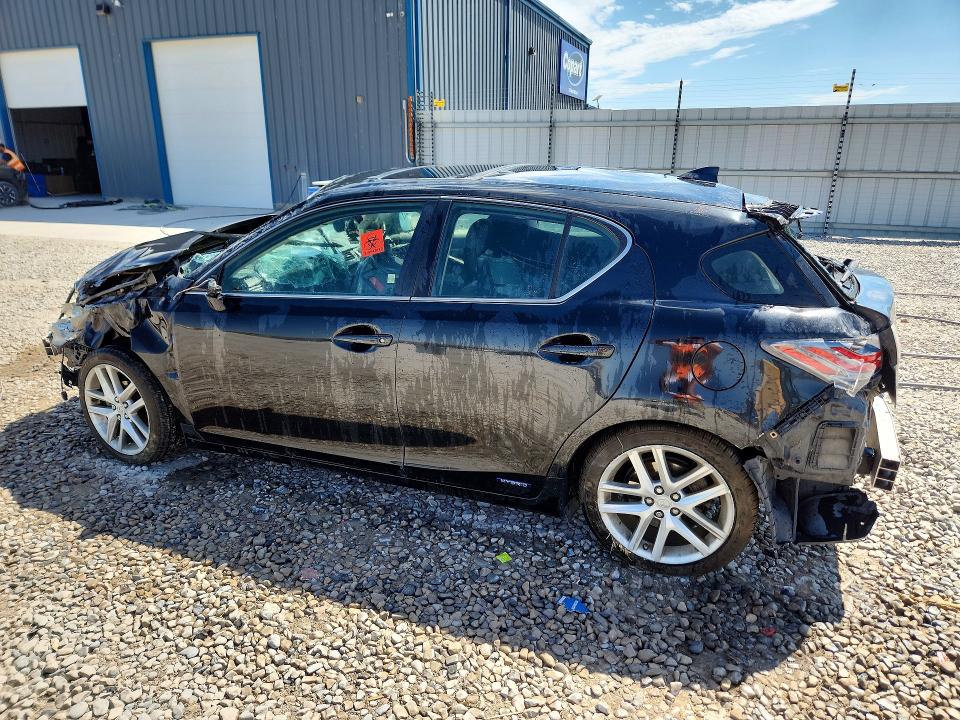 Photo 2 from auction – 2017 LEXUS CT with VIN JTHKD5BH4H2285913