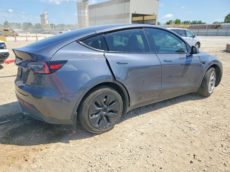 Photo 3 from auction – 2023 TESLA MODEL Y with VIN 7SAYGDEE8PF703645