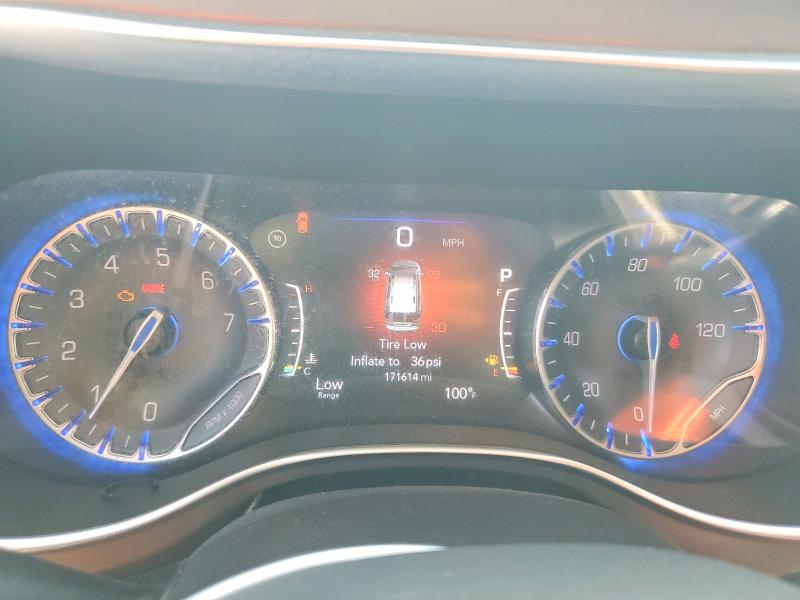 Photo 9 from auction – 2017 CHRYSLER PACIFICA with VIN 2C4RC1EG1HR538721
