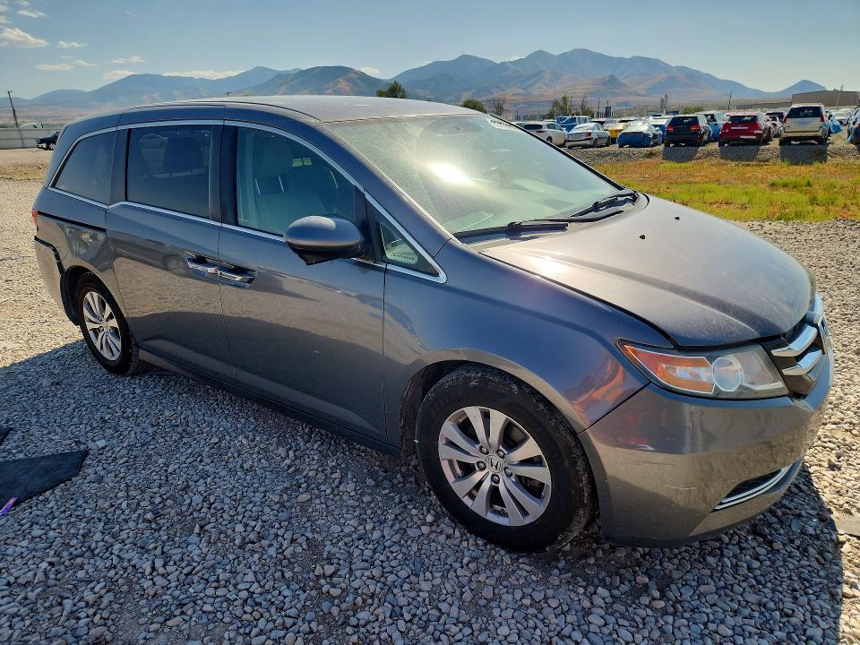 Photo 4 from auction – 2016 HONDA ODYSSEY with VIN 5FNRL5H32GB148916