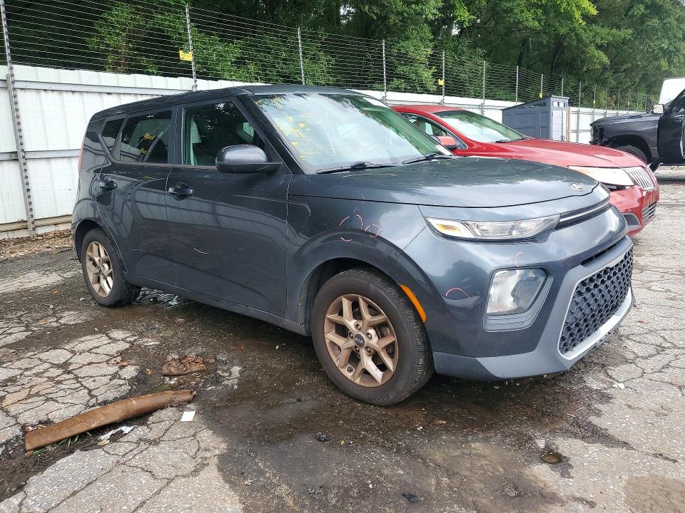 Photo 4 from auction – 2021 KIA SOUL with VIN KNDJ23AUXM7769894