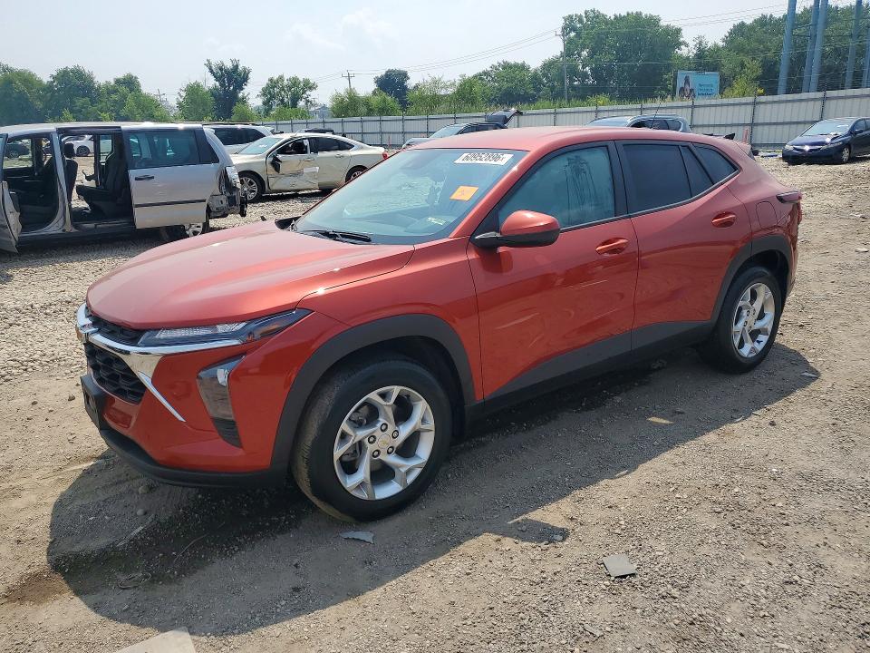 CHEVROLET TRAX 2024 with VIN KL77LFE25RC198389 - Photo from auction