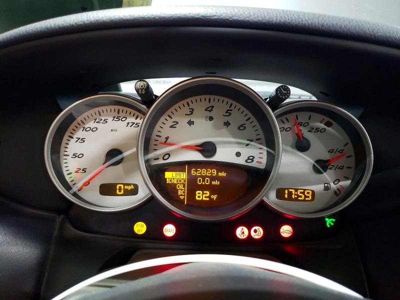 Photo 9 from auction – 2004 PORSCHE BOXSTER with VIN WP0CB29804U661070