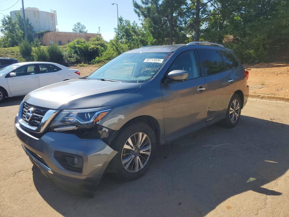 NISSAN PATHFINDER 2017 with VIN 5N1DR2MMXHC676672 - Photo from auction