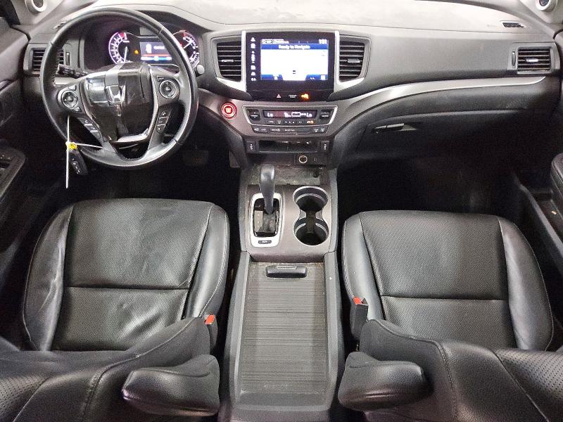 Photo 8 from auction – 2017 HONDA RIDGELINE with VIN 5FPYK2F66HB006250