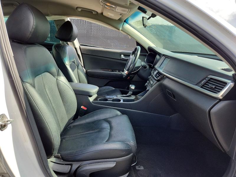 Photo 7 from auction – 2017 KIA OPTIMA with VIN 5XXGU4L35HG126736