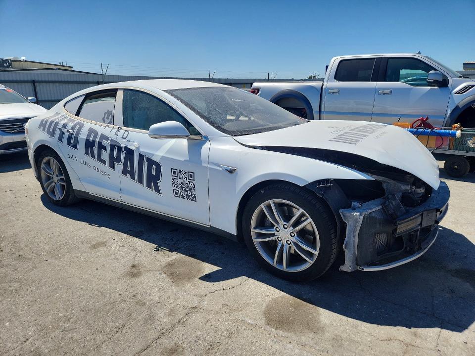 Photo 4 from auction – 2012 TESLA MODEL S with VIN 5YJSA1CN9CFP01595