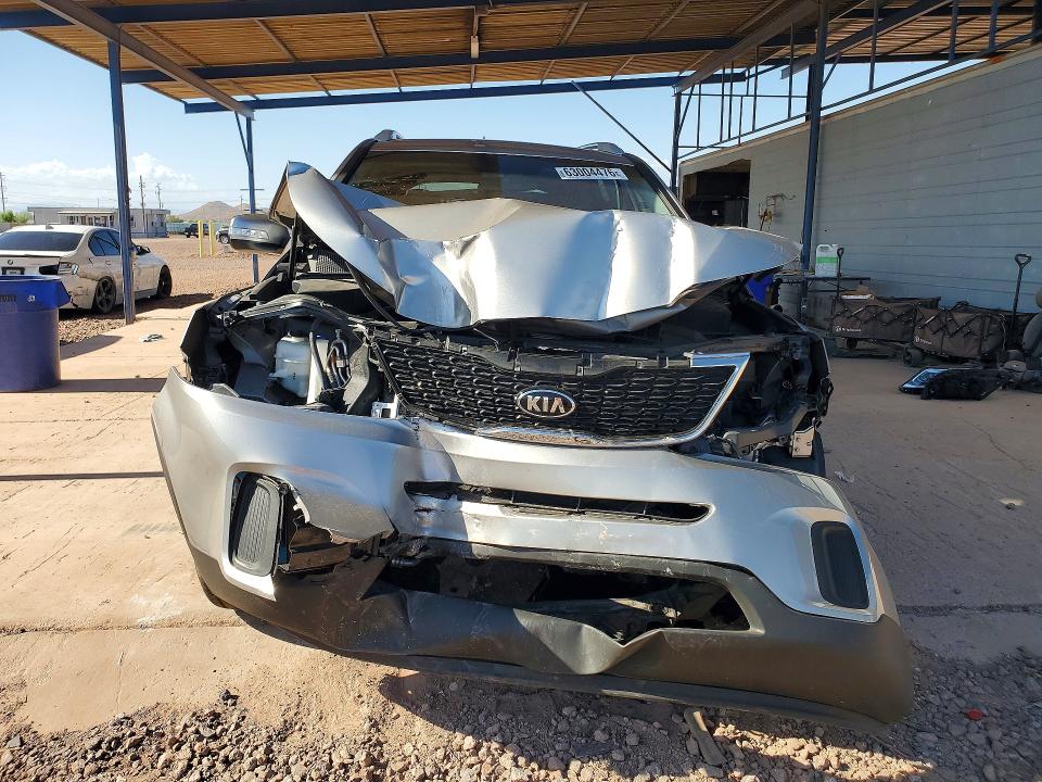 Photo 5 from auction – 2014 KIA SORENTO with VIN 5XYKT4A76EG496426