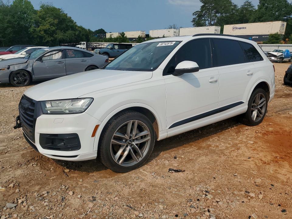 AUDI Q7 2017 with VIN WA1VABF76HD041749 - Photo from auction