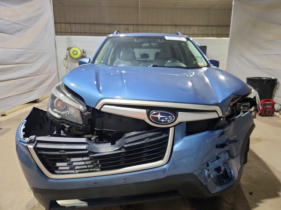 Photo 5 from auction – 2019 SUBARU FORESTER with VIN JF2SKAGCXKH423621
