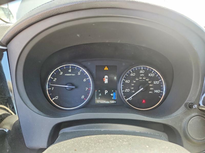 Photo 9 from auction – 2017 MITSUBISHI OUTLANDER with VIN JA4AD2A39HZ040740