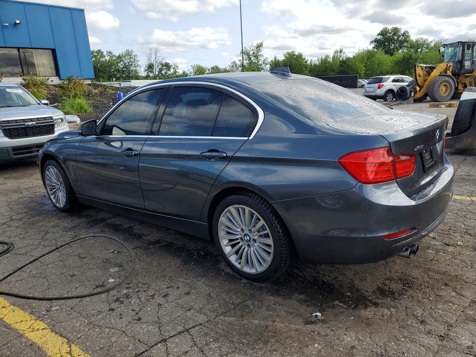 Photo 2 from auction – 2015 BMW 328 with VIN WBA3B3G56FNT19308