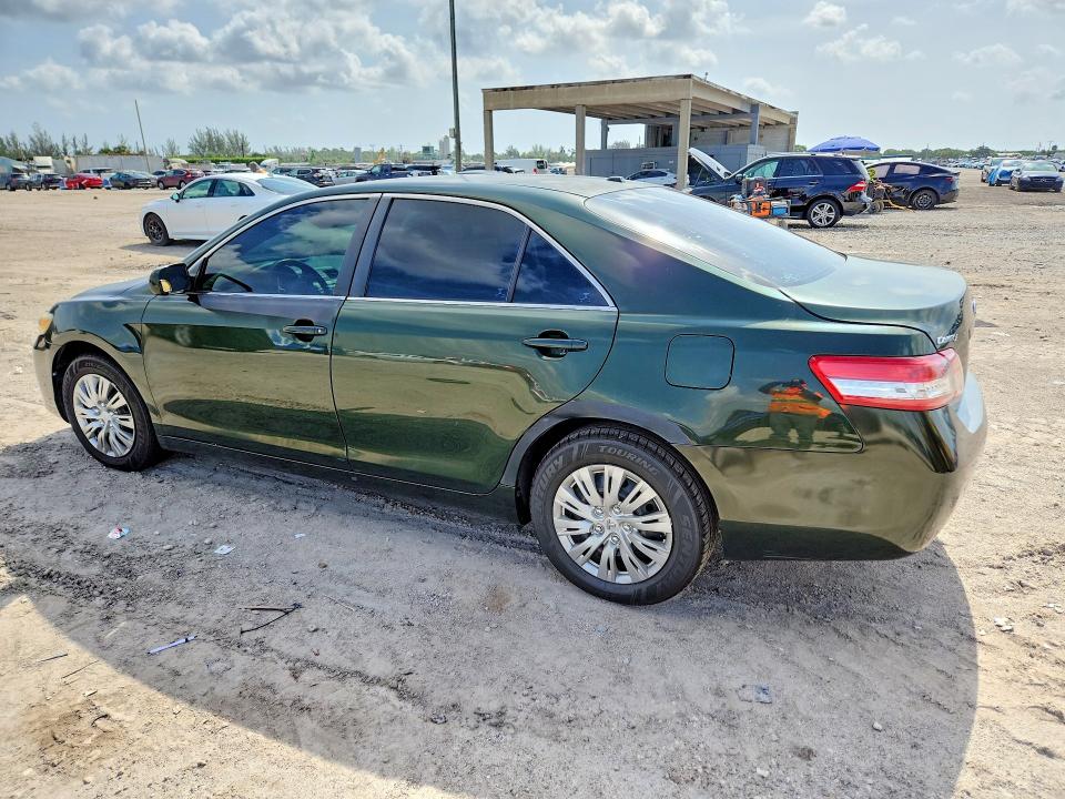 Photo 2 from auction – 2011 TOYOTA CAMRY with VIN 4T1BF3EK0BU732445