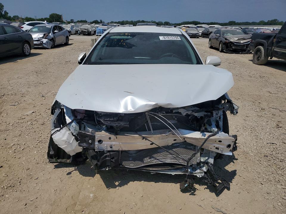 Photo 5 from auction – 2023 TOYOTA CAMRY with VIN 4T1K61AK5PU095943