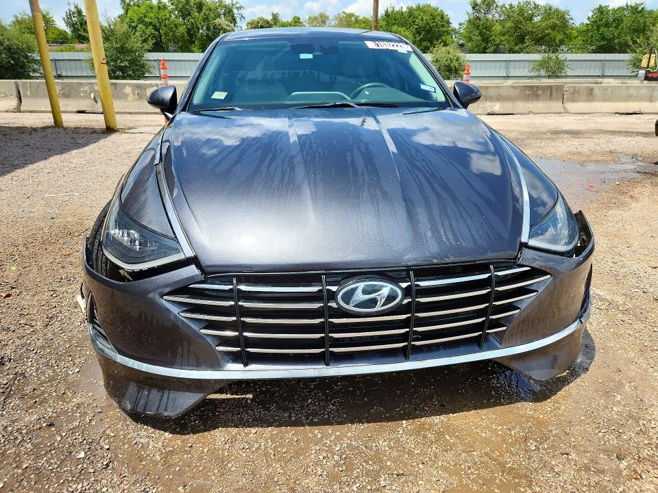Photo 5 from auction – 2021 HYUNDAI SONATA with VIN 5NPEG4JA2MH128362