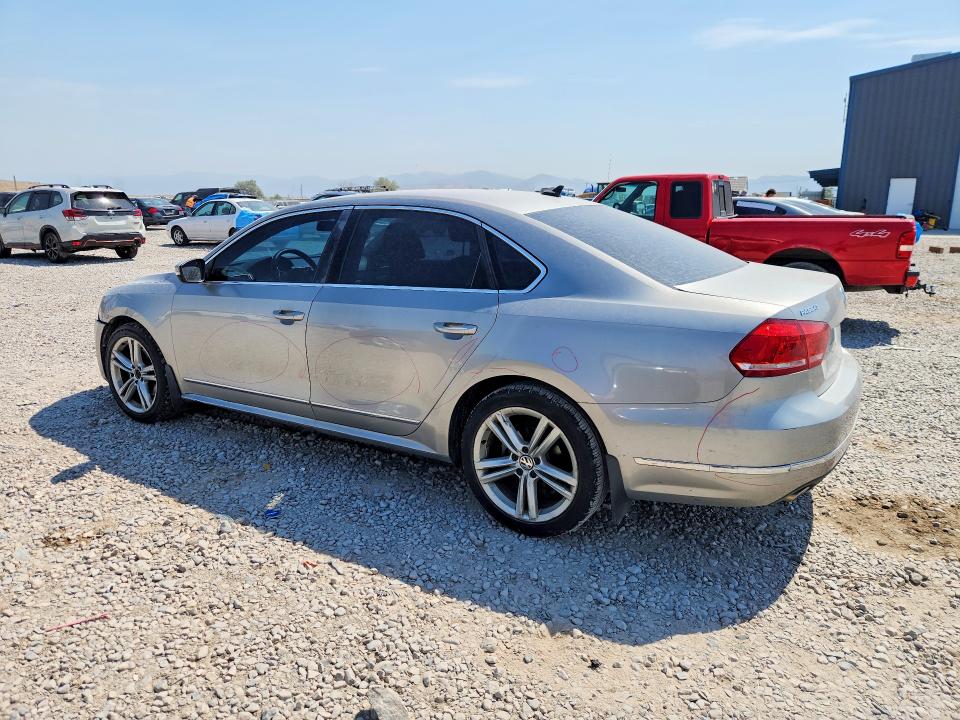 Photo 2 from auction – 2014 VOLKSWAGEN PASSAT with VIN 1VWCN7A31EC017814