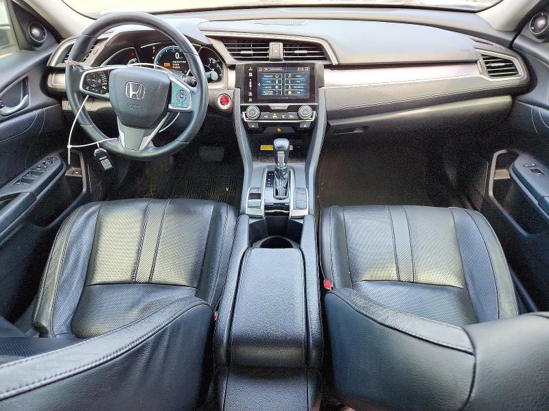 Photo 8 from auction – 2016 HONDA CIVIC with VIN 2HGFC1F90GH114083